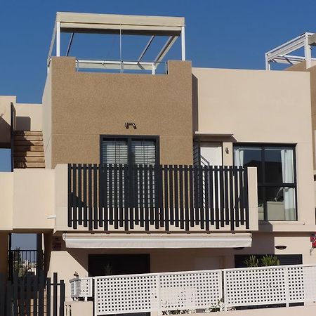 Residencial Sabrina Penthouse Apartment โอริอุเอลา ภายนอก รูปภาพ