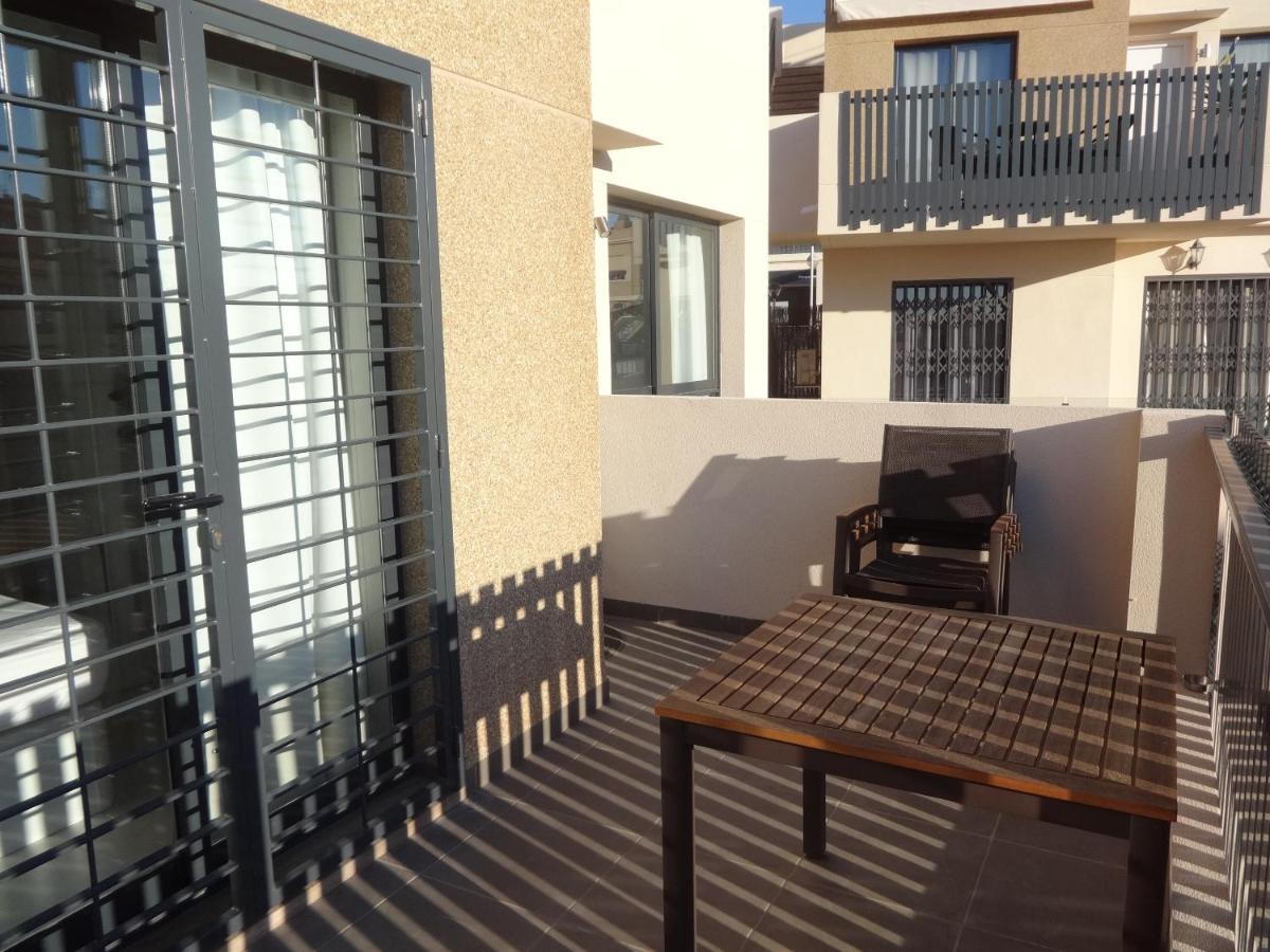 Residencial Sabrina Penthouse Apartment โอริอุเอลา ภายนอก รูปภาพ
